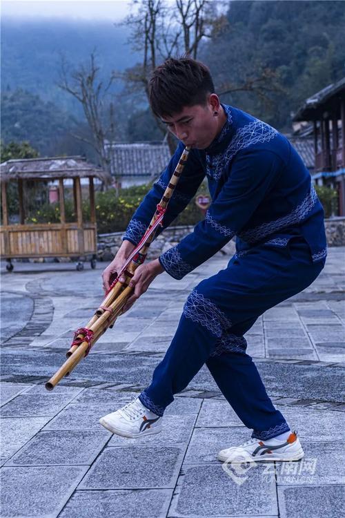 德昂族《芦笙哀歌》的故事