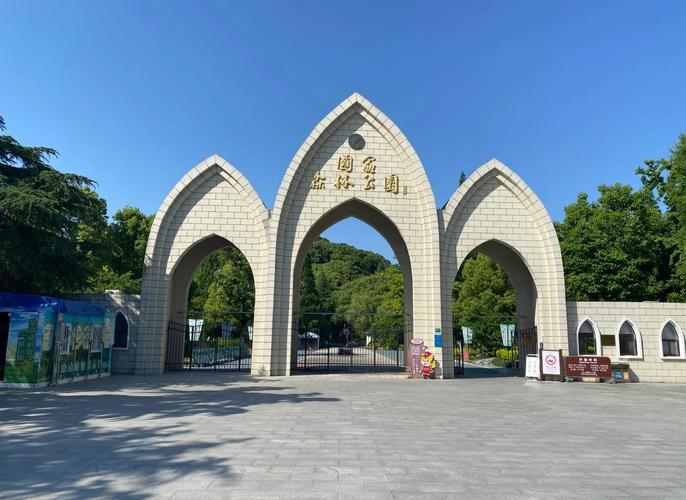 佘山度假区，夏日游玩首选（上海佘山旅游度假区游玩攻略）