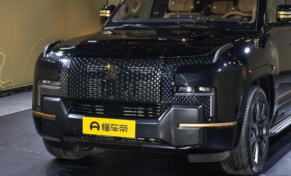 【图】预售130万／可选装24K金黄金车标 仰望U8L鼎世版将于9月12日上市