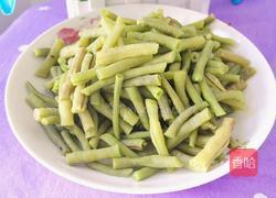 玉米炒豇豆的做法图解4