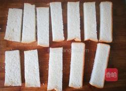 脆香口可的蒜香土司条的做法图解2