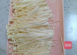 西红柿金针菇汤的做法图解2