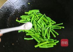 烧肉炒豆角的做法图解5