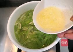蛋白丝瓜枸杞汤的做法图解9