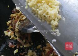 腊肉炒饭的做法图解7