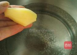 白萝卜鸡汤的做法图解3