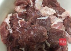 罐焖牛肉(家常版)的做法图解1