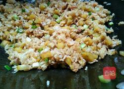 葱香红薯肉末炒饭的做法图解8