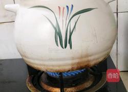 砂锅鱼头汤的做法图解7