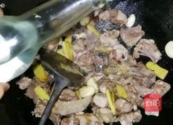 广东客家焖鹅的做法图解4