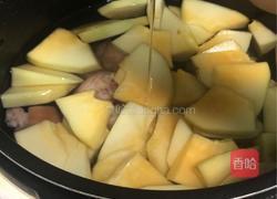 木瓜花生猪蹄汤的做法图解3