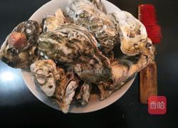 蒜柠青椒烤生蚝的做法图解2