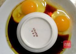 鸡蛋卧土豆丝的做法图解3