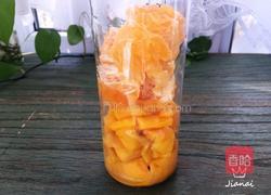 果蔬鸡胸沙拉的做法图解2