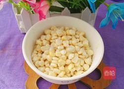 洋葱炒玉米的做法图解3