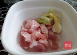 砂锅白菜冻豆腐的做法图解3