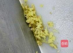 豆瓣鲫鱼的做法图解2