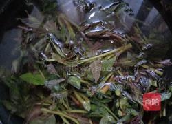 香椿山药炒鸡蛋的做法图解2