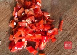 红椒香椿鸡蛋饼的做法图解2