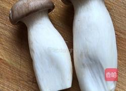 油炸杏鲍菇的做法图解2
