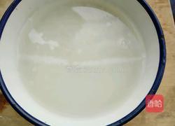 雪菜香菇团子的做法图解1