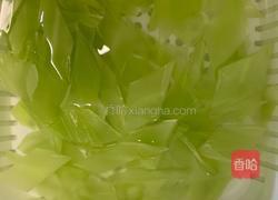 家常腊肉炒莴笋的做法图解2