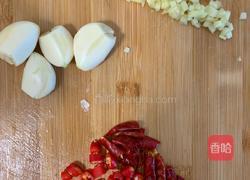 家常腊肉炒莴笋的做法图解3