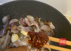 家常腊肉炒莴笋的做法图解6