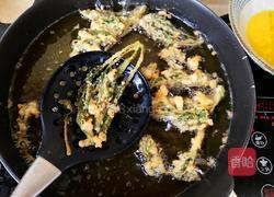 炸香椿鱼的做法图解7