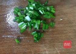 瓜子仁拌野芹菜梗的做法图解8