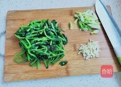 凉拌菠菜花生米的做法图解3