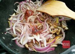 洋葱炒香菇的做法图解15