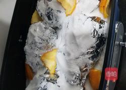 盐焗乳鸽的做法图解3