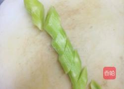 家常羊血烧莴笋的做法图解1