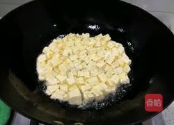 豆腐炒韭菜的做法图解2