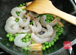 鲜虾滑蛋炒豌豆的做法图解11