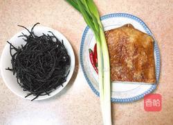 核桃花蒸腊肉的做法图解2