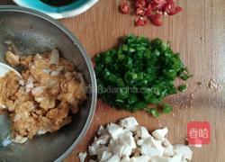 海鸭蛋蒸内酯豆腐的做法图解2