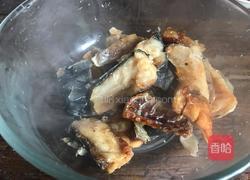 荷叶蒸腊鱼的做法图解6