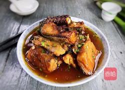 荷叶蒸腊鱼的做法图解15