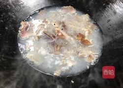 艾香腊肉的做法图解1