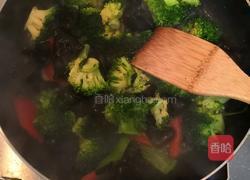 素炒西兰花的做法图解4