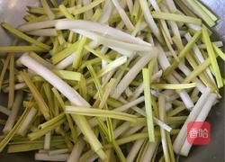 蒜黄炒蛋的做法图解1