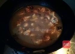 香菇炖鸡腿的做法图解3