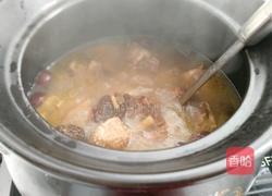 羊肚菌鸡汤的做法图解12
