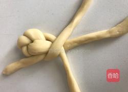 蒸面包（二辫双扣手法）的做法图解9