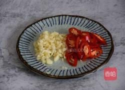 蒜香肉末西兰花的做法图解3