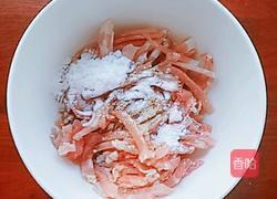 海鲜菇肉丝炒粉的做法图解3