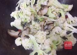 腊肉炒花菜的做法图解14