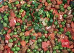 豌豆炒牛排的做法图解10